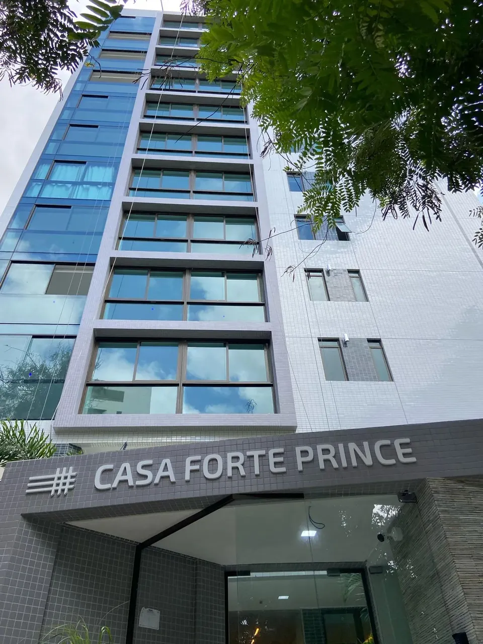 Excelente Flat em Casa Forte, oportunidade unica.