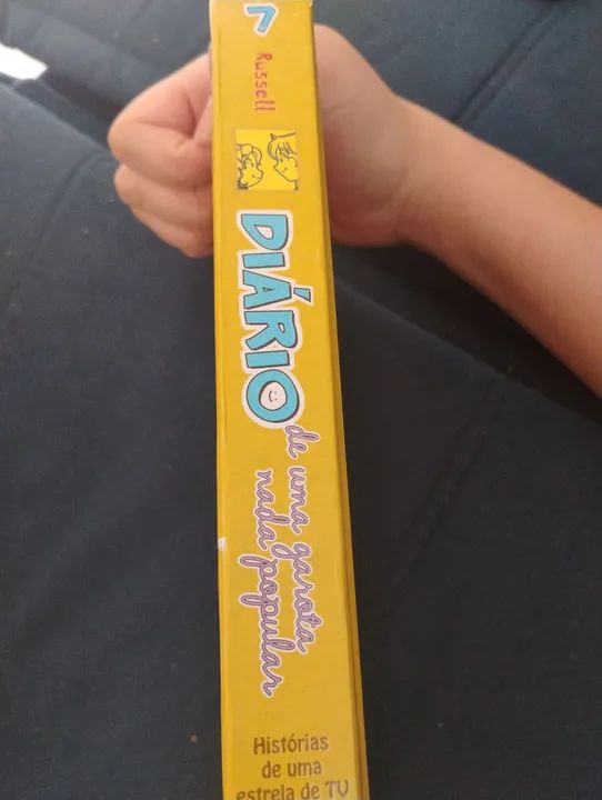 Livro Diário de uma garota nada popular (7) - Foto 2