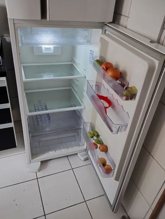 Geladeira Electrolux Frost Free Duplex NOVA ENTREGO  - Foto 4