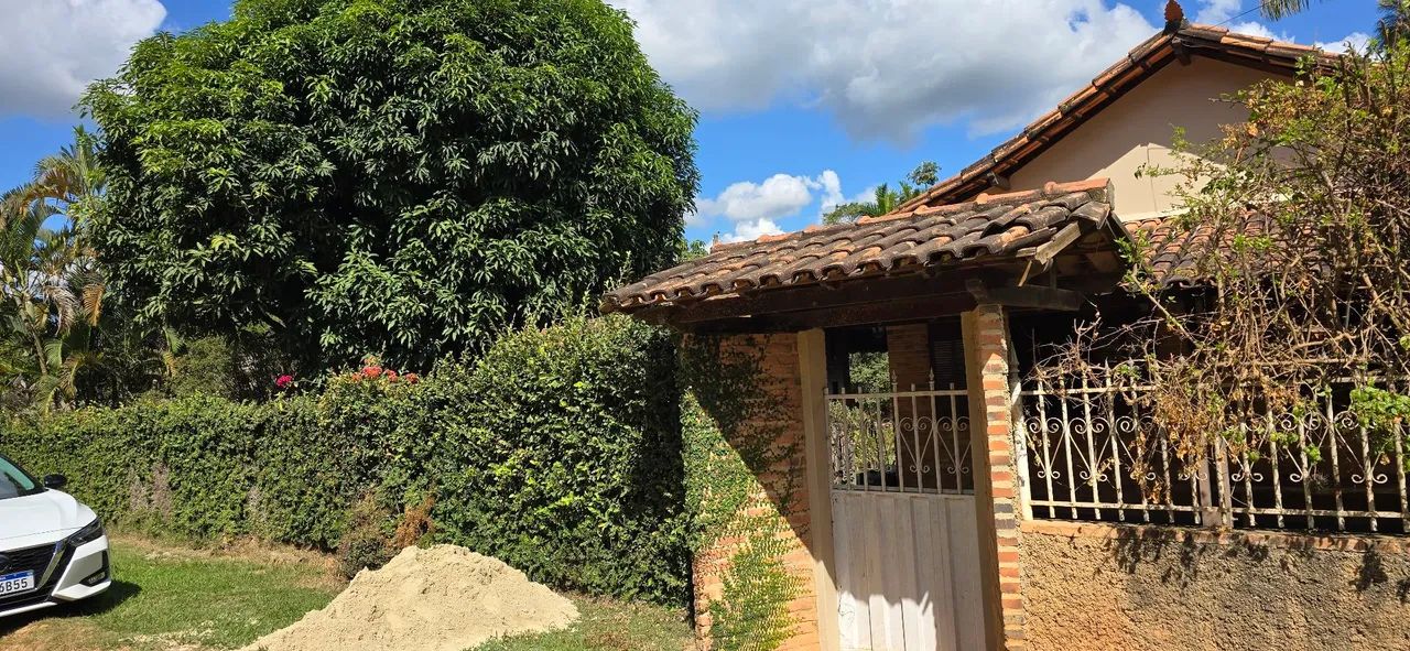 Sitio amplo, arborizado e pronto para morar, troco - Foto 5
