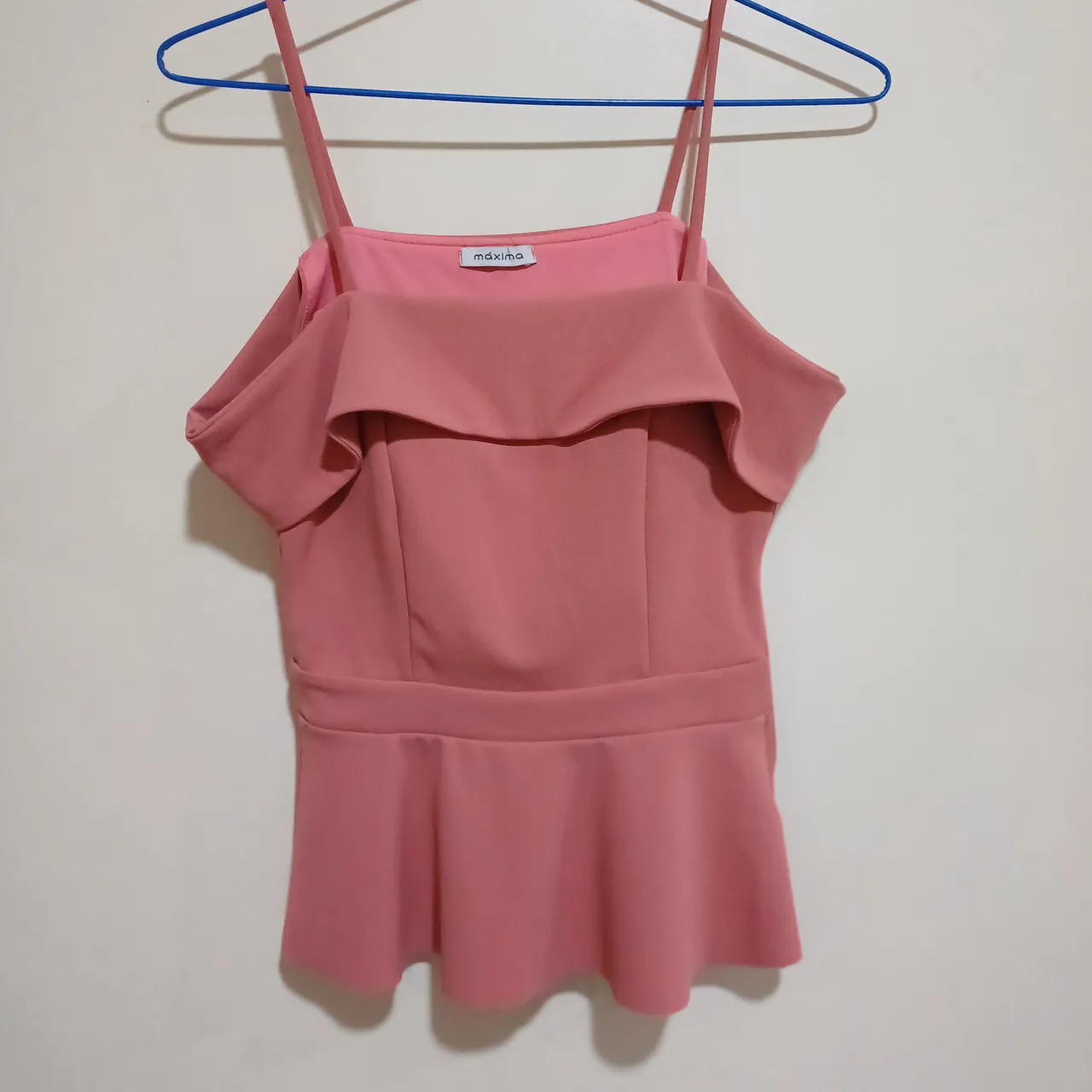 Blusa feminina rosa de alças finas