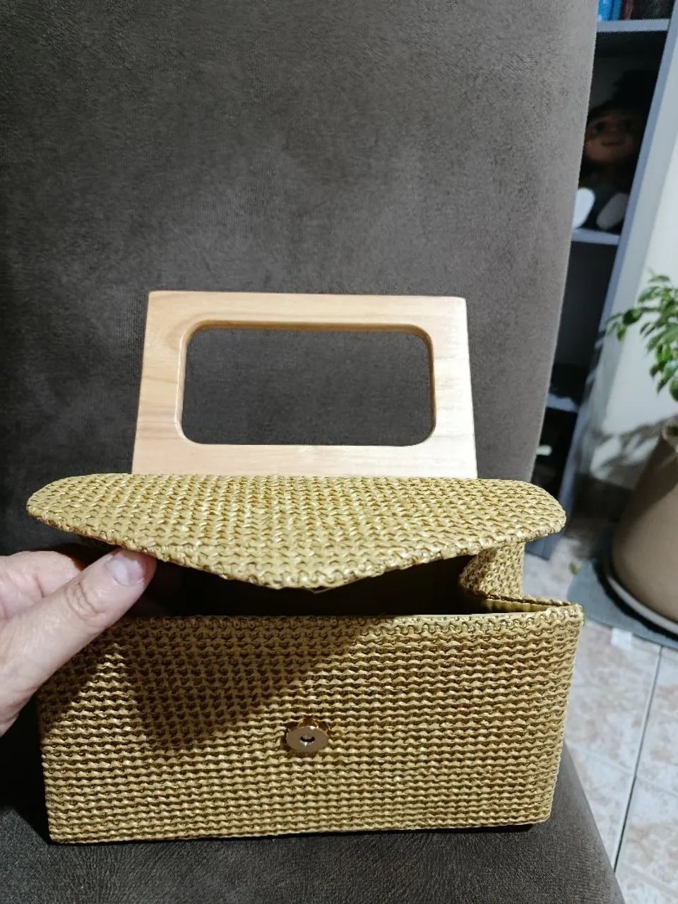 Bolsa linda de palha com forro. Chique com alça de madeira - Foto 2