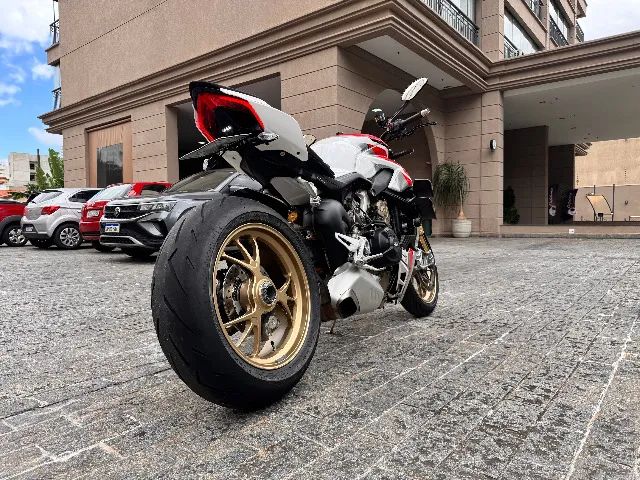 Ducati Streetfighter V4 S 2022 - Foto 5