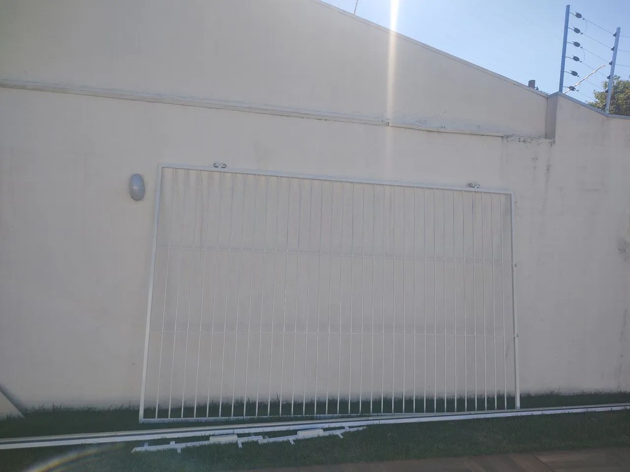Portão de Aço Branco semi novo - Foto 5