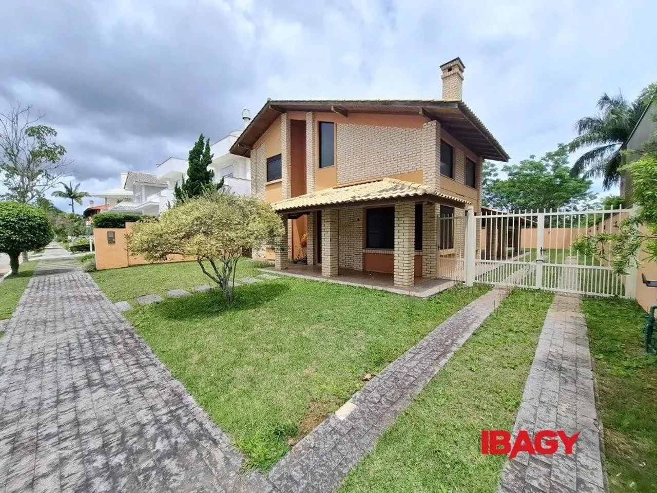 Excelente Casa 3 dormitório(s) em Jurerê Internacional - Florianópolis - Foto 2