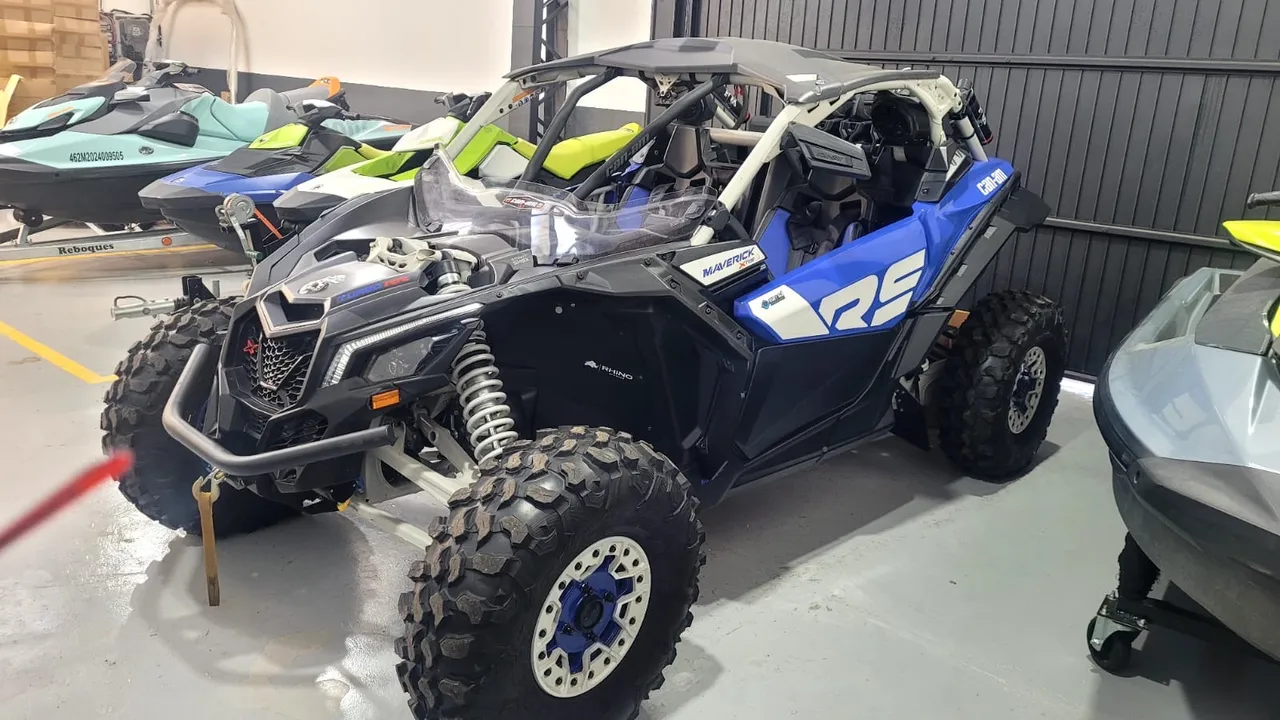 Maverick x3 rr xrs (7 horas)