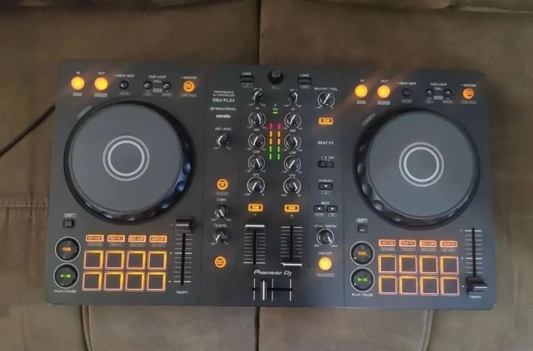 Pioneer dj, modelo:ddj flx4