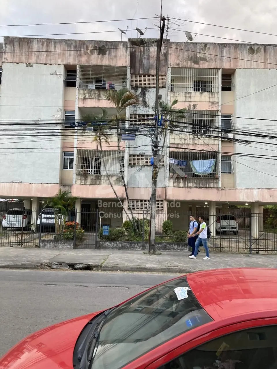 Imóvel para venda possui 97 metros quadrados com 2 quartos em Várzea - Recife - PE