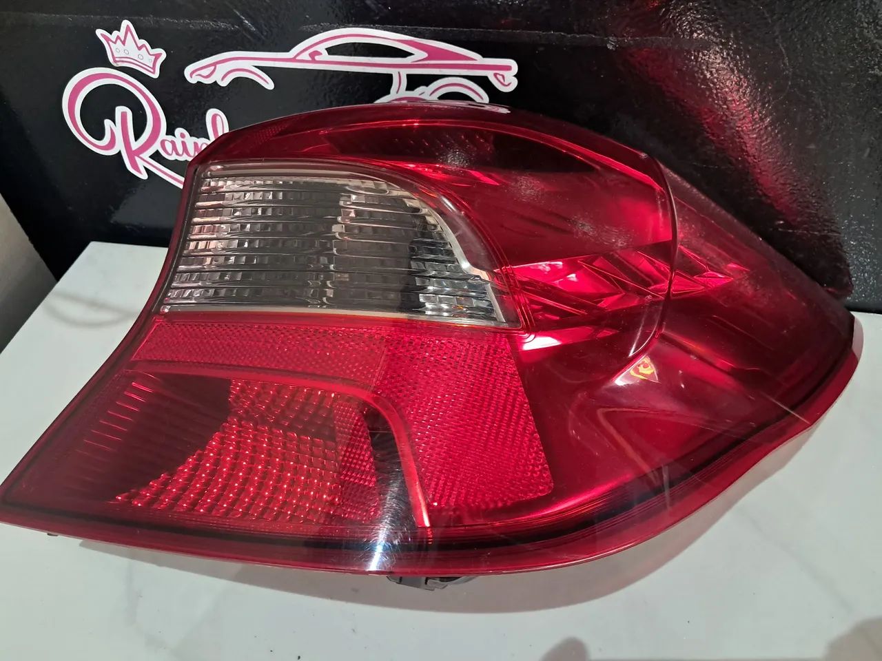Lanterna Traseira Direita Ford Ka