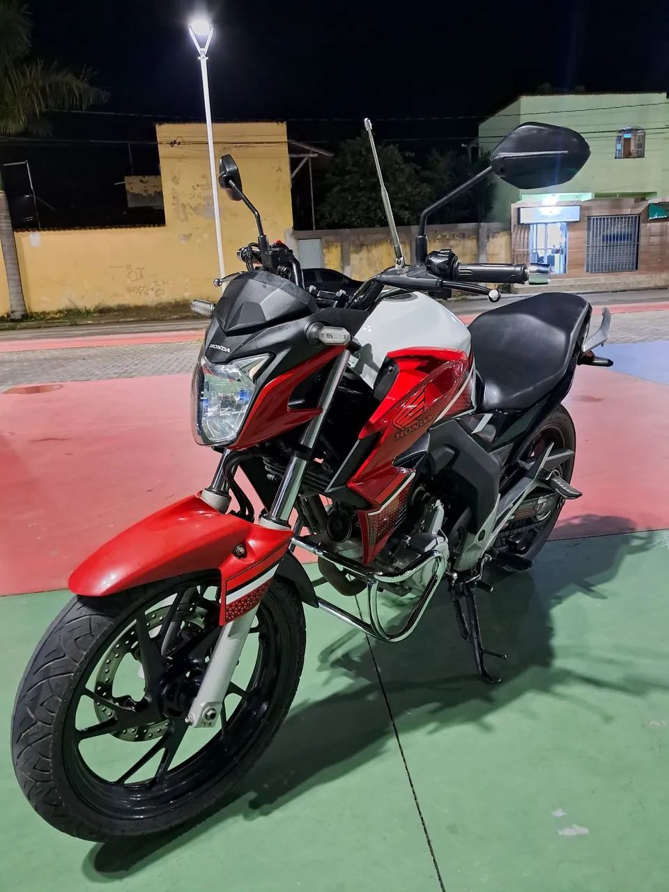 CB TWISTER 250F 2022 - Foto 5