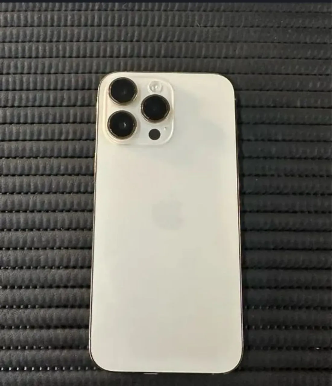iPhone 14 Pro. Max