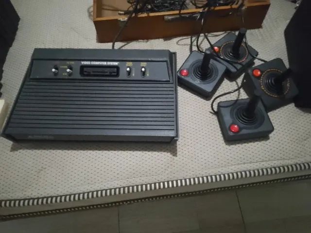 Vídeo game Atari com vários jogos 
