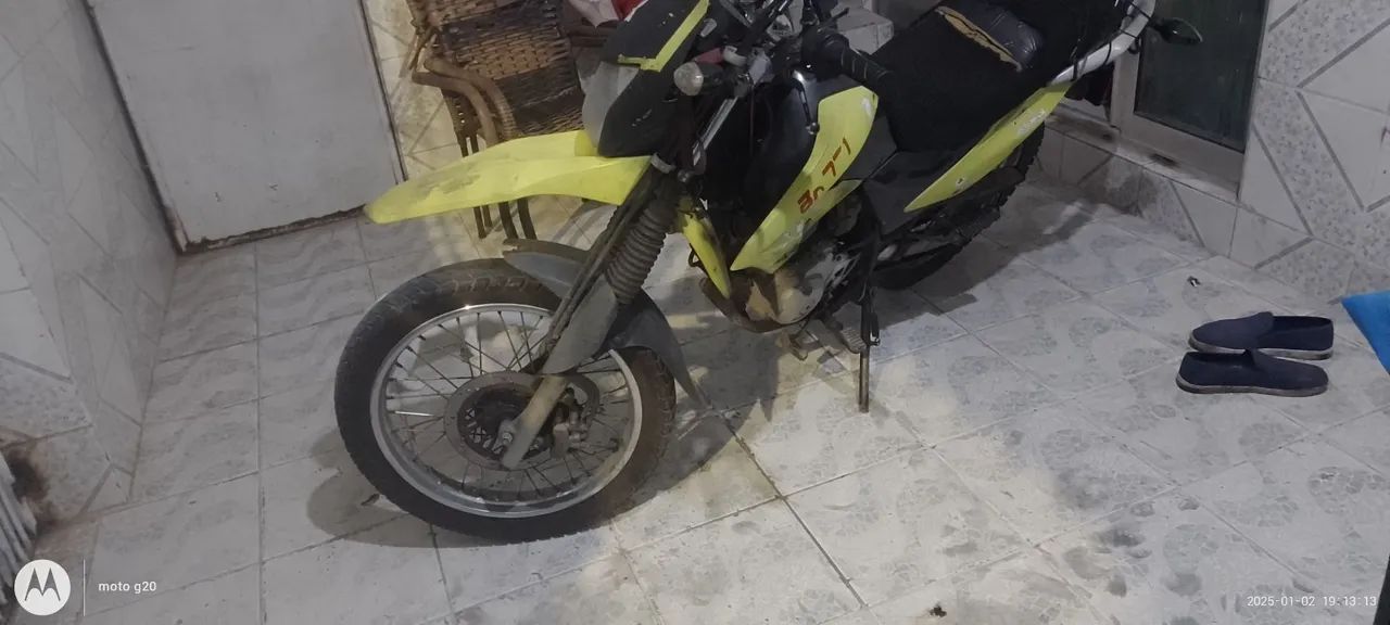 Moto Honda CG 150 - Verde - Ótimo estado!valor  12,300 - Foto 3
