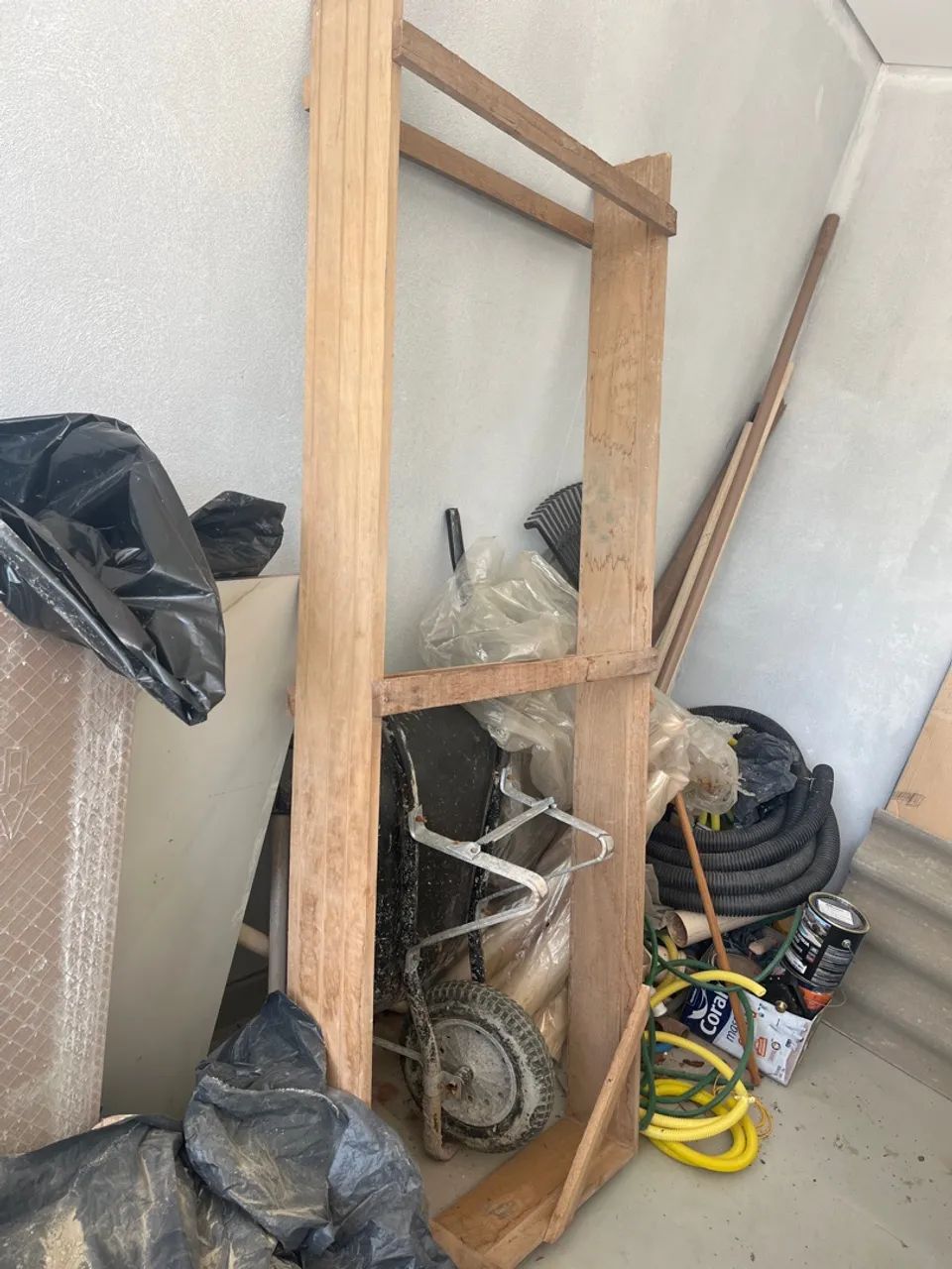 Porta completa com batente e fechadura preta - Foto 4