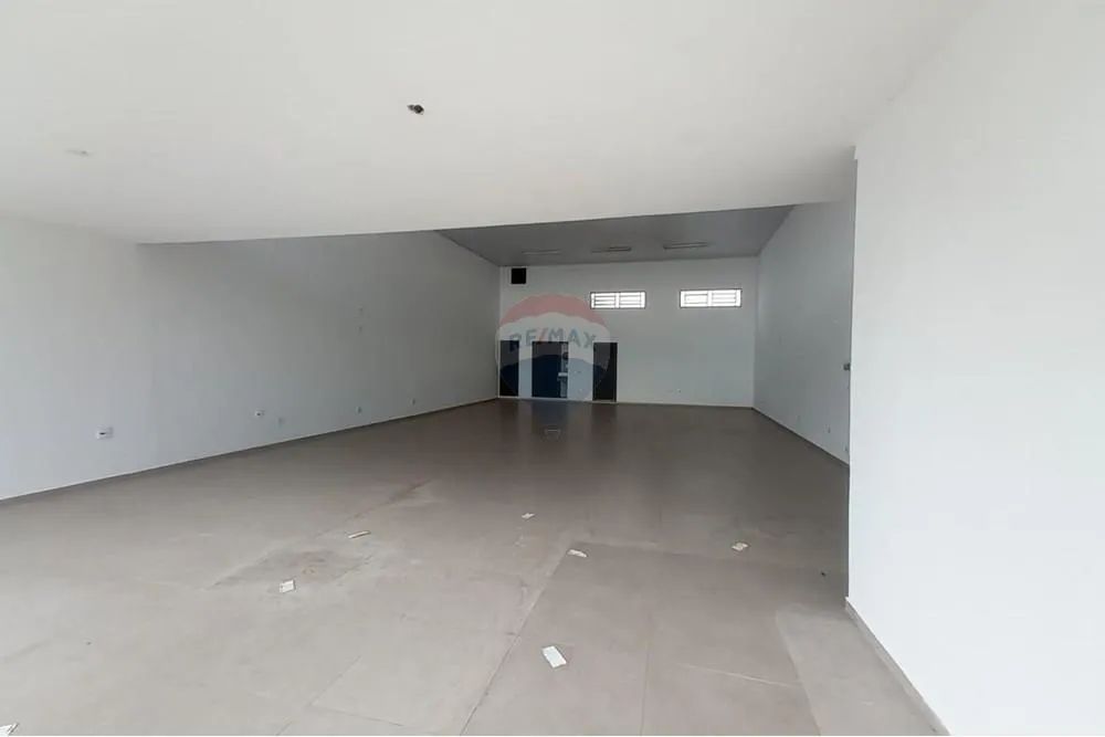 "Alugue Sala Comercial Moderna na Av. Bandeirante" - Foto 15