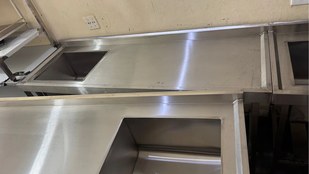 Pia de inox 1,80 x 0,60 Cuba direita ou esquerda NOVA  - Foto 4
