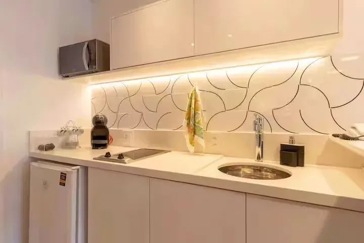 Apartamento (Padrão), com 2 quartos e 2 banheiros à Venda, 40 m² em Curitiba/PR - Foto 3