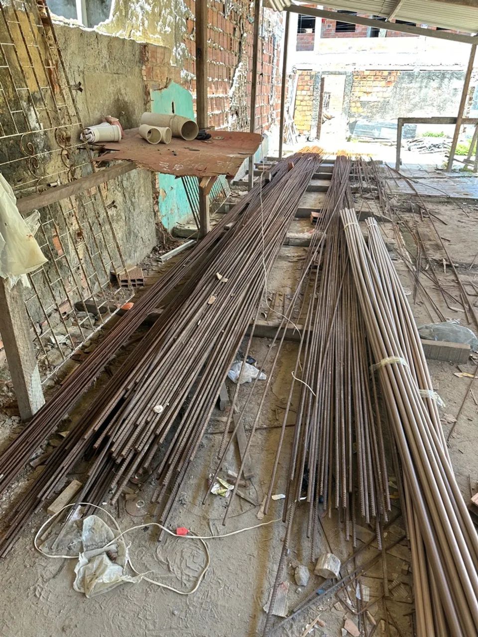 Ferragens para fundação - Novo  ferro 16mm tenho 50 barras falar com gilvan * - Foto 5