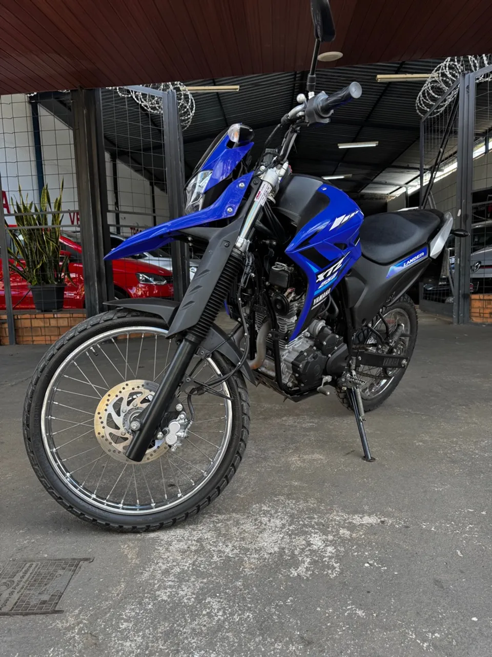 Lander 250 extra km7.500
