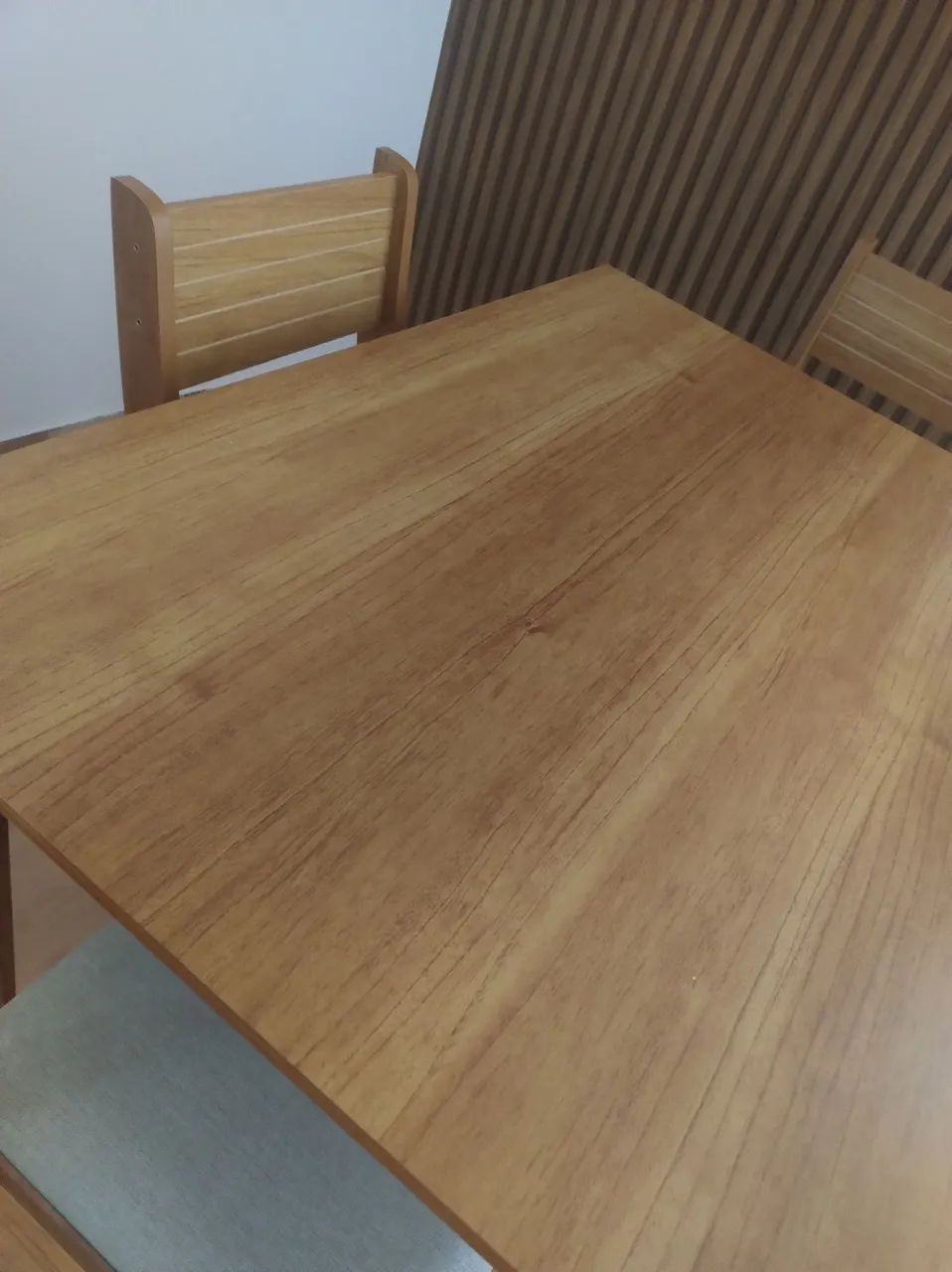 Mesa 4 cadeiras conjunto Novos 