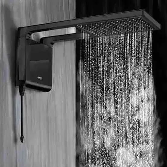 Instalação de chuveiro elétrico e ventilador de teto 