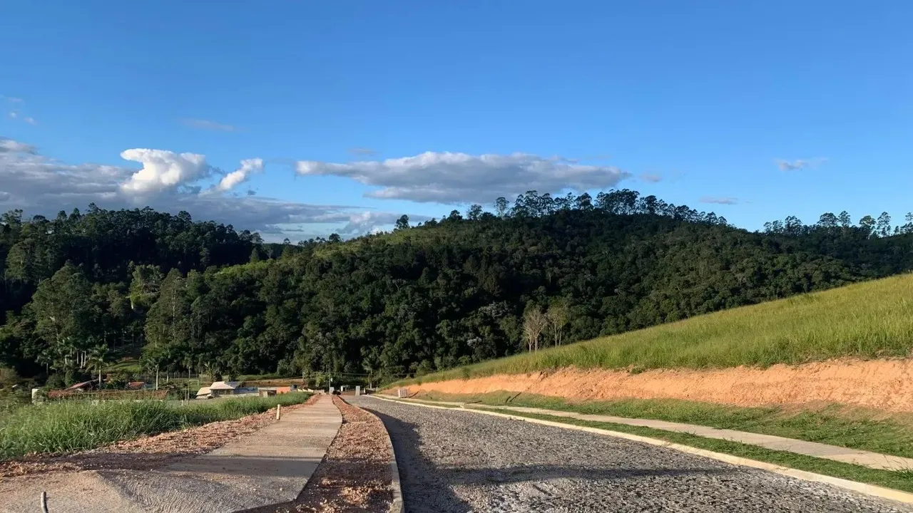 Lote em Condomínio Fechado para Venda em Guararema, Ajuda