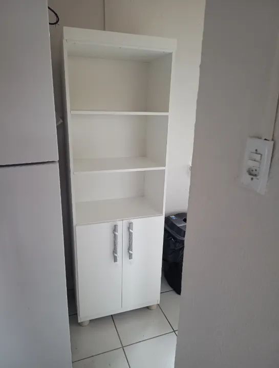 Multiuso no MDF com 2 portas inferiores