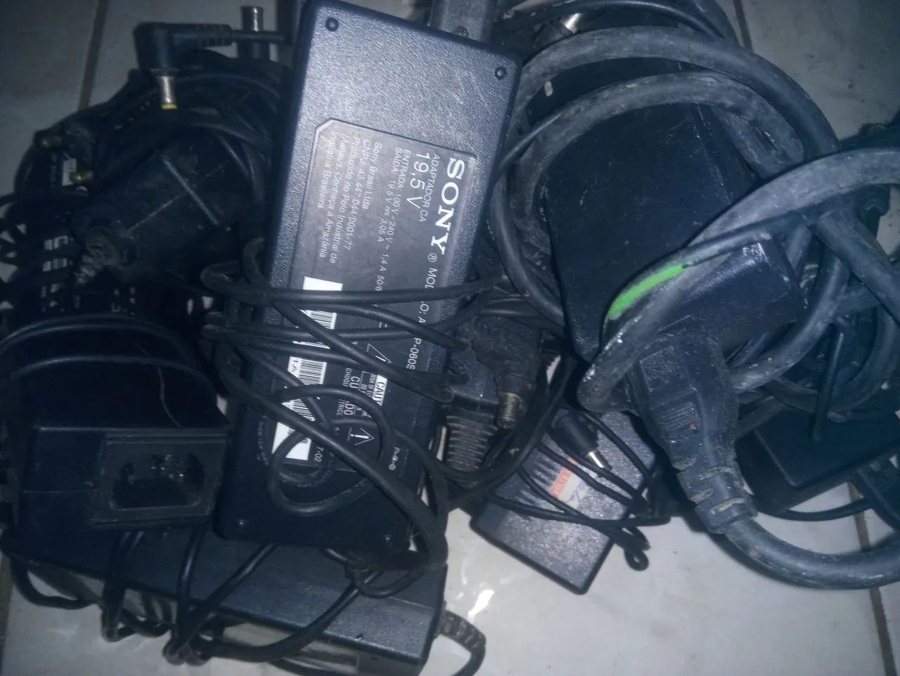 Various Power Adapters for TV and Notebook.64717210918658120