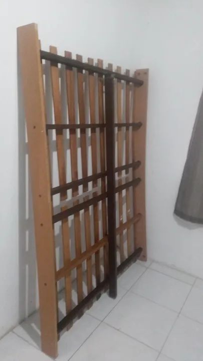 Cama casal em madeira , entrega grátis - Foto 2