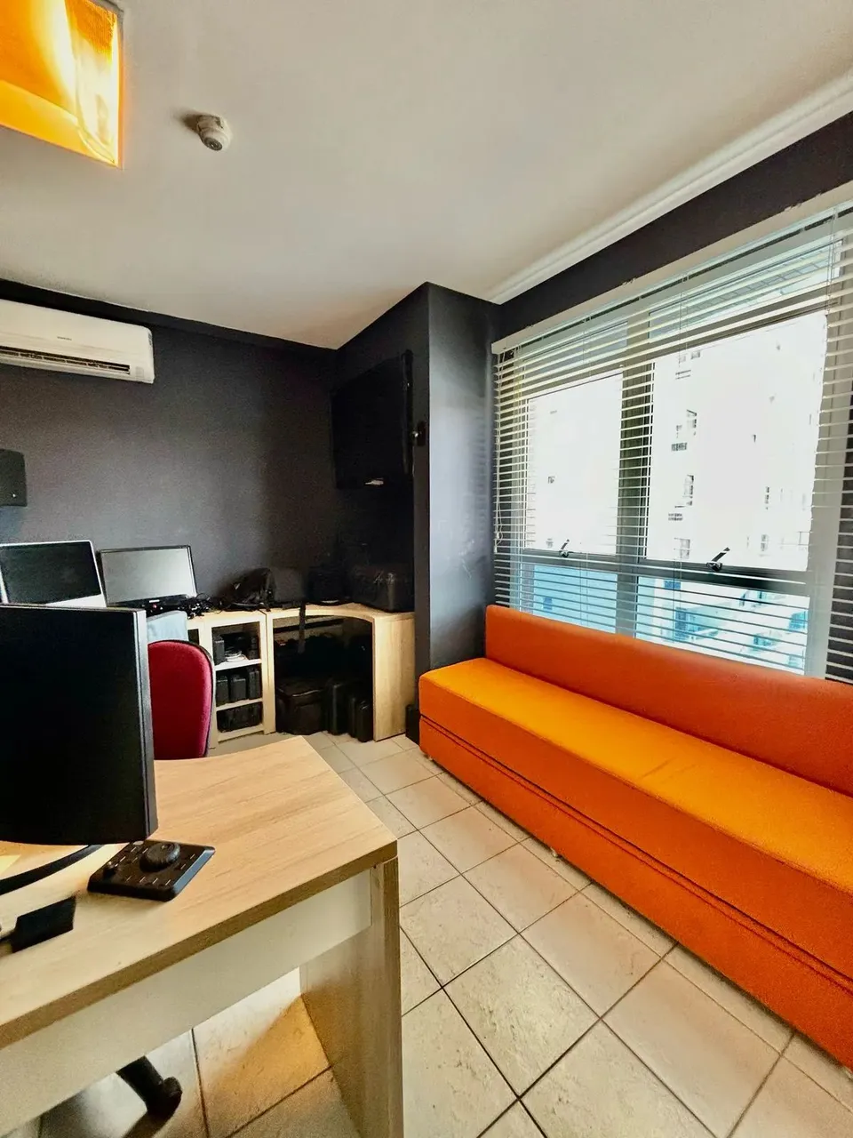 Excelente  Sala Comercial Ed. Antares - Ao lado da Casa do Comércio - 67 m² - 2 vagas