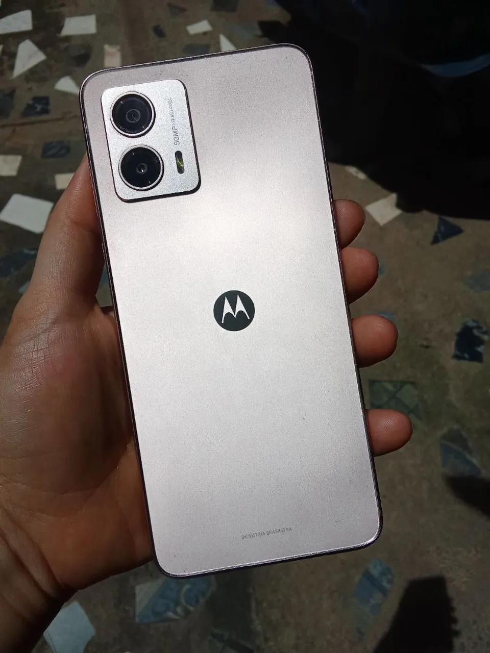 Vende-se Moto G53 com o vidro da tela trincado (valor negociável)