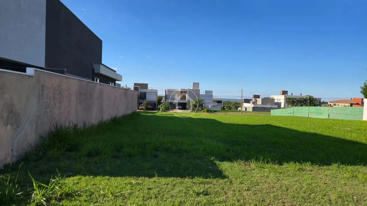 TERRENO ALPHAVILLE - ÓTIMA POSIÇÃO NO CONDOMÍNIO - Foto 4