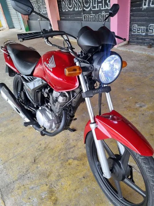 Honda CG 150 em dias 