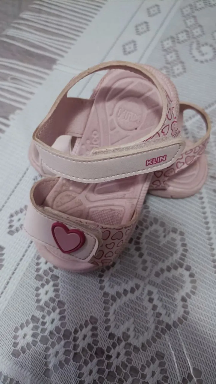 Sandálias Klin Bebê Rosa - Tamanho 18