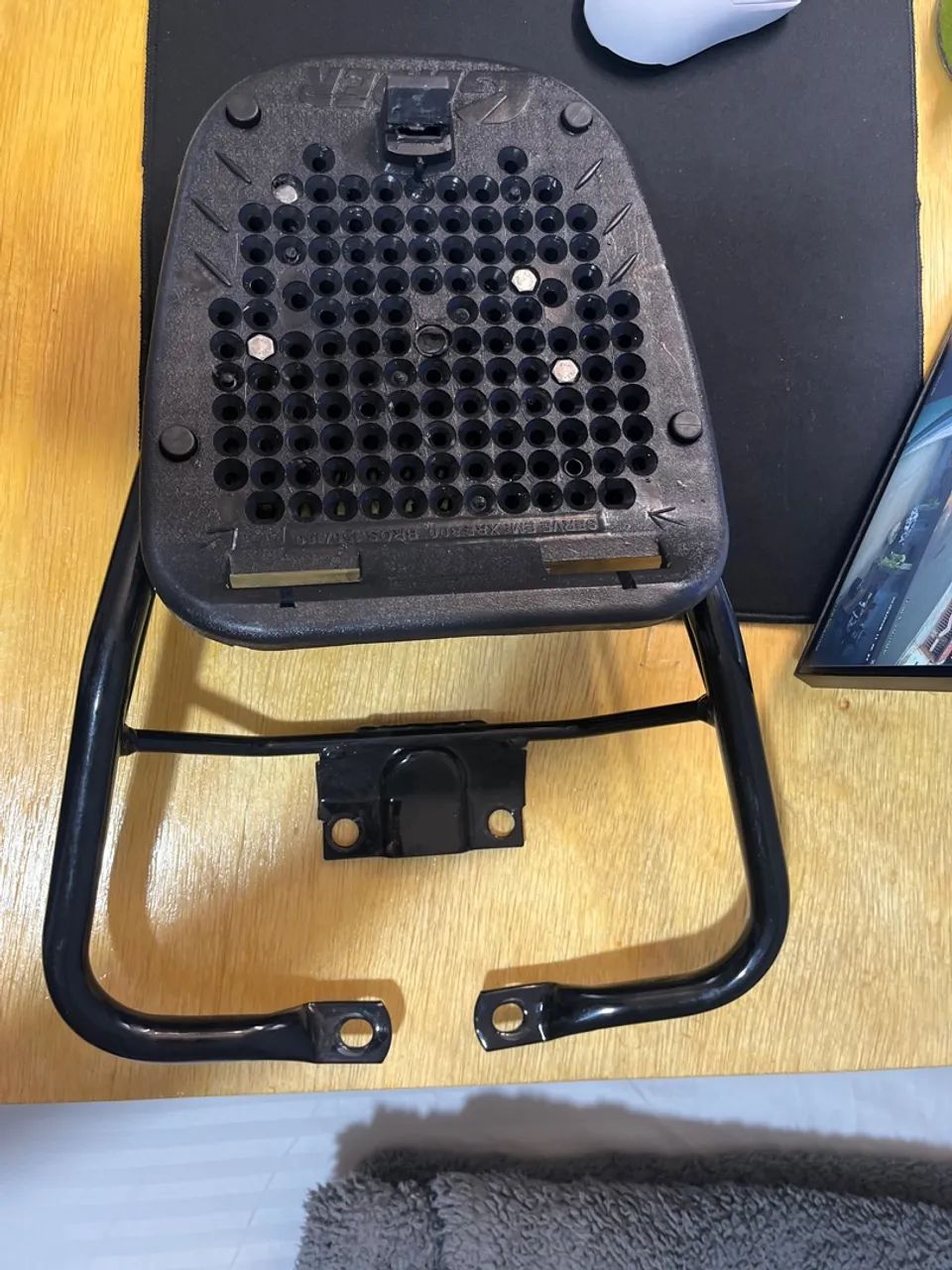 Baú 28L + Suporte baú bagageiro - Foto 4