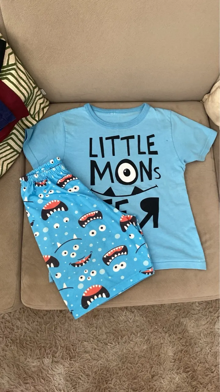 Conjunto menino