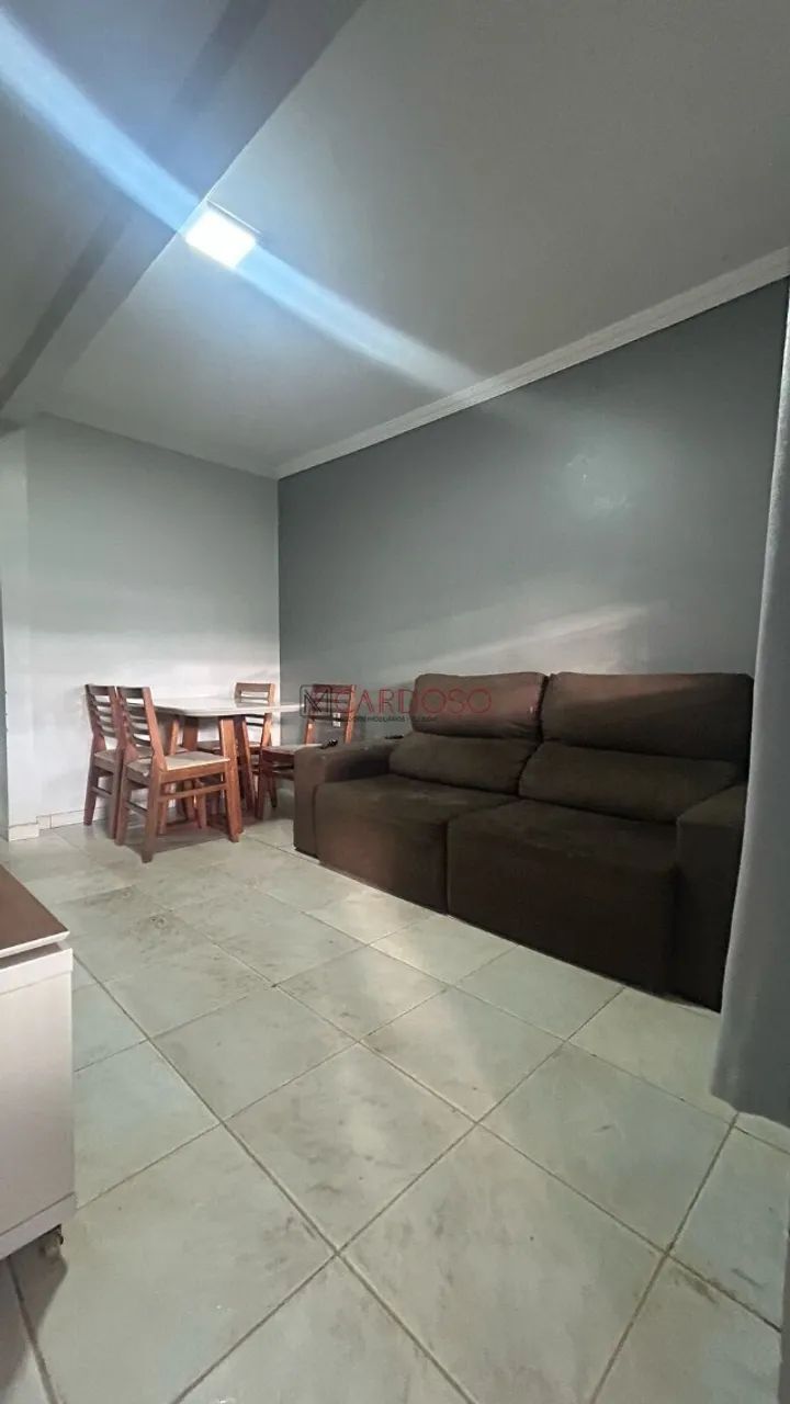Ágio de casa na Qr 514, 3 quartos, suíte, armários, na laje, churrasqueira, ac. carro - Foto 2