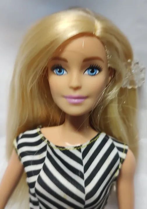 Boneca Barbie (usado) cx88 - Foto 2