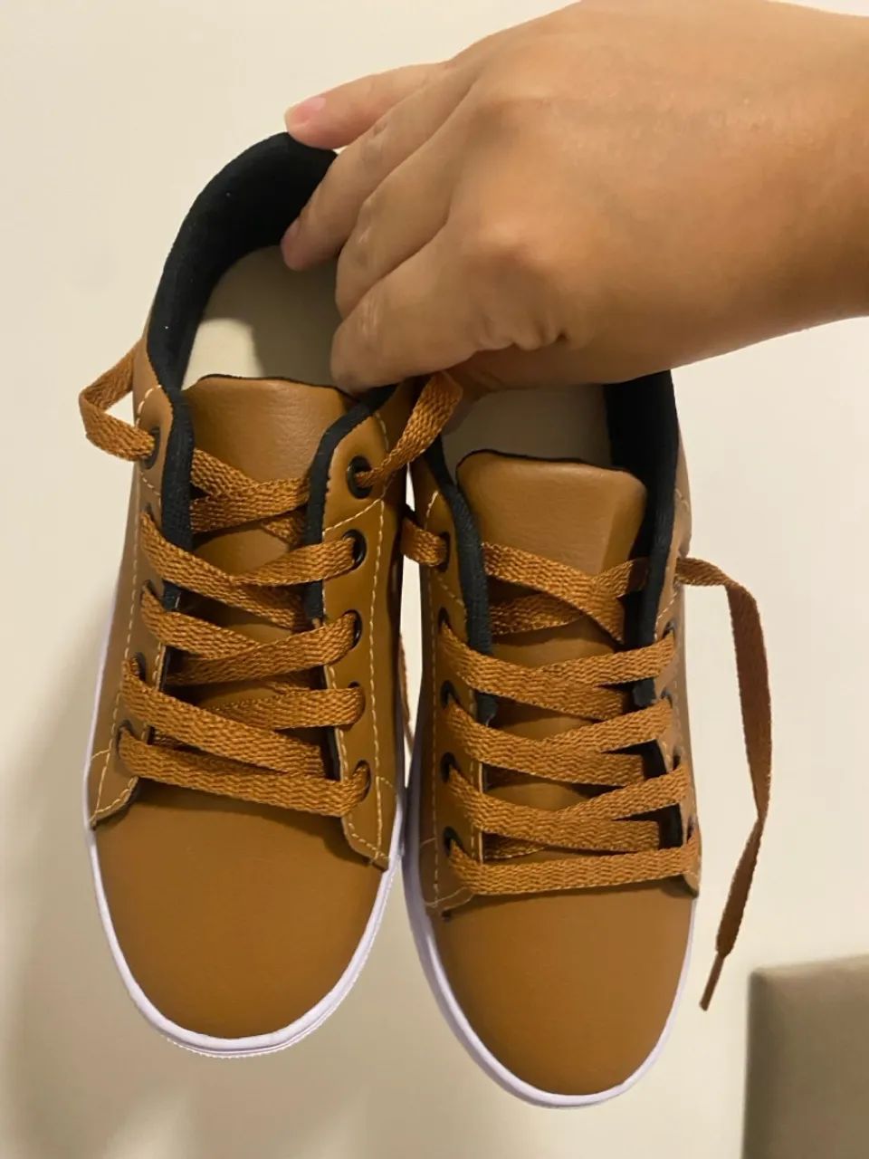 VENDO sapato menino