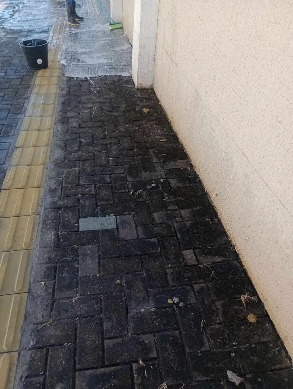 LAVAMOS CALÇADA DE PAVER, PINTURA EM GERAL ... - Foto 2