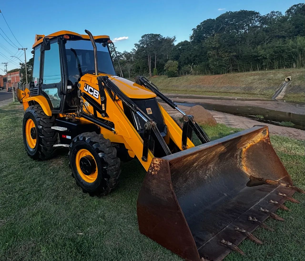Retroescavadeira Jcb  - Foto 2