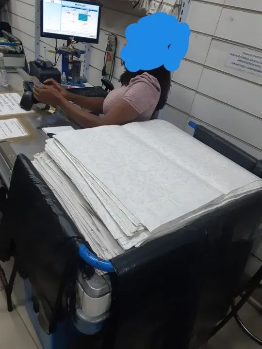 Jornal papel embrulho/Embalagem 20kg 1000 Folhas Grandes 55x65  $$$ 6,00 kg - Foto 4