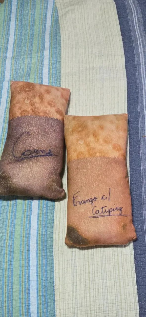 Almofada em Formato de Pastel