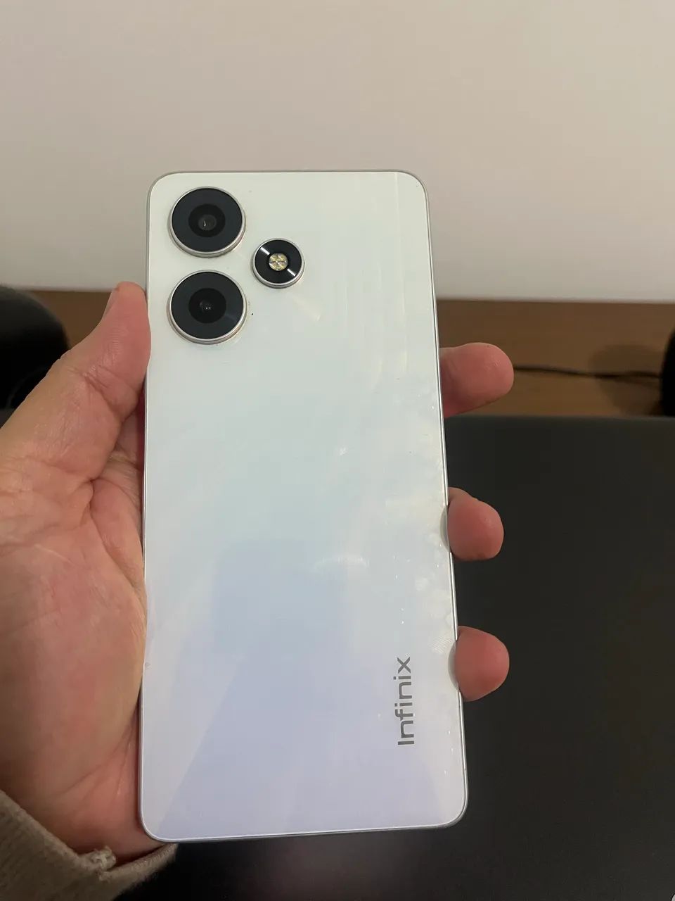 Celular INFINIX hot 30 - Foto 2