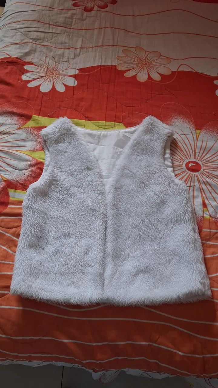 Colete peluciado  tam M
