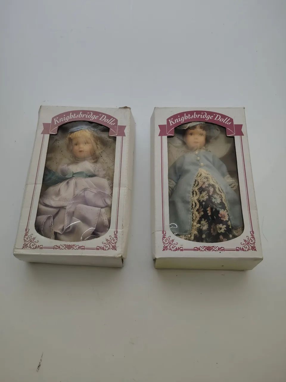 Par de Bonecas Knightsbridge Dolls - Foto 2