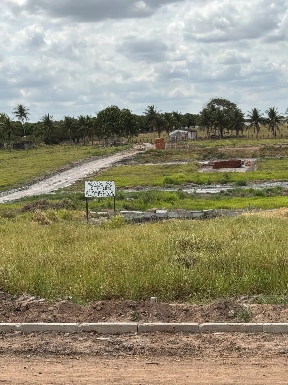 LOTE 20 X 9. Beira da pista na baixa da onça.  - Foto 2