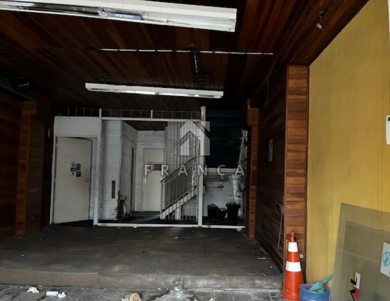Excelente ponto comercial na área central - Jacareí - Foto 3