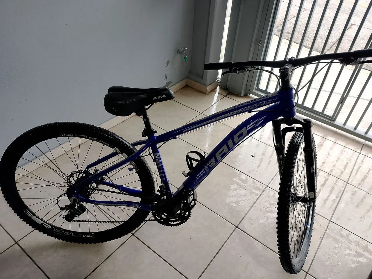 Vende-se bicicleta aro 29  - Foto 2