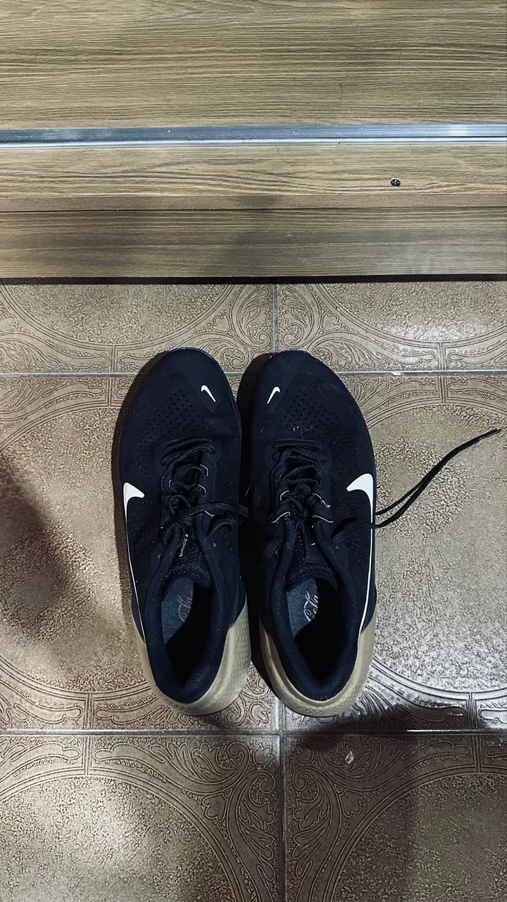 Tênis e sapatos originais  - Foto 2